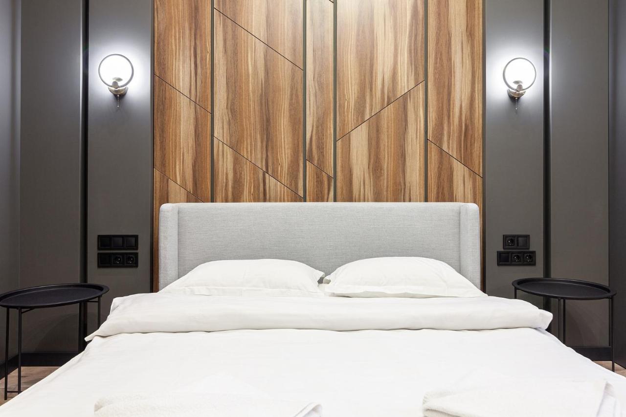 Royal Apartment On Leontovicha 7/2 Лвив Екстериор снимка