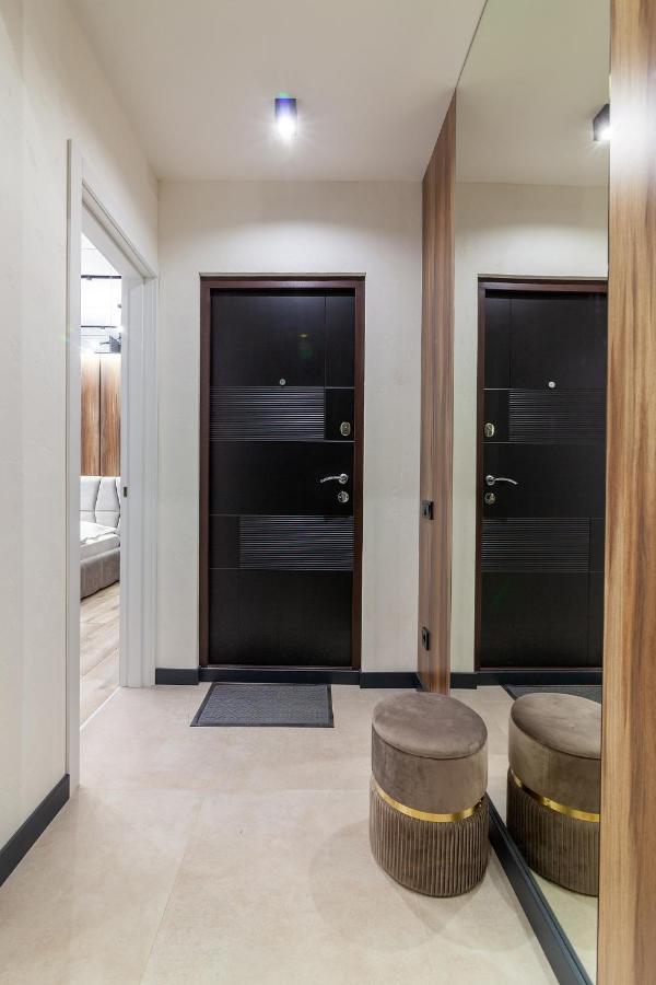 Royal Apartment On Leontovicha 7/2 Лвив Екстериор снимка